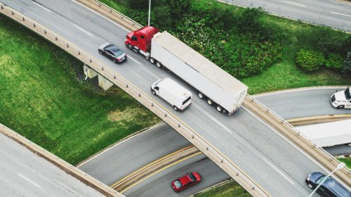 Why you should avoid passing a semi truck on the right