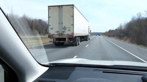 Why you should avoid passing a semi truck on the right