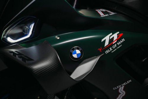 BMW presenta la exclusiva M 1000 RR Isle of Man TT: solo habrá 115 unidades en el mundo