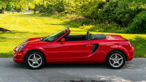 The Toyota MR2 W30: The budget sports car you buy once and keep forever