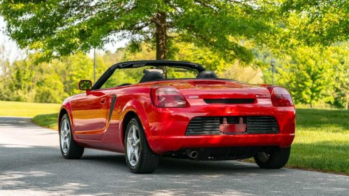 The Toyota MR2 W30: The budget sports car you buy once and keep forever