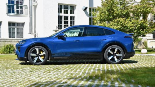 Porsche, Porsche Cayenne, Porsche Cayenne Coupe, The 2026 Porsche Cayenne Coupe electric is an impressive all-rounder that's missing one thing