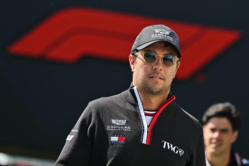 Checo Pérez podría salir de Cadillac