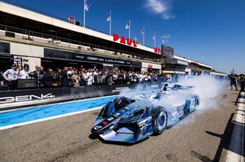 David Coulthard prueba el nuevo Fórmula E Gen4 y se queda sin palabras: tracción total, 815 CV y 335 km/h de velocidad punta