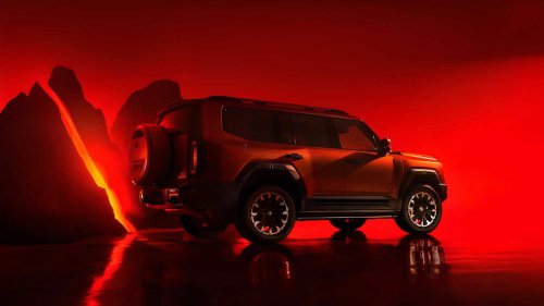 The limousine that climbs rocks: Inside the G700’s design advantage