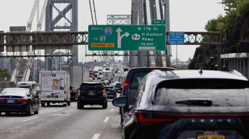 Don't get stuck behind slow semis, avoid these truck bottlenecks
