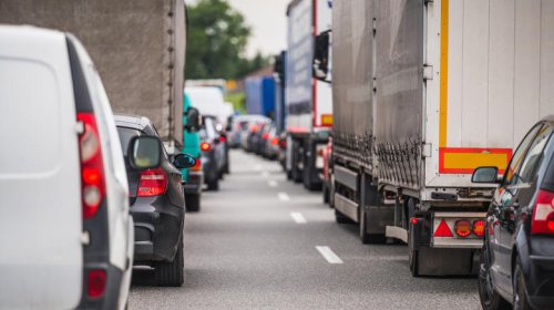 Don't get stuck behind slow semis, avoid these truck bottlenecks