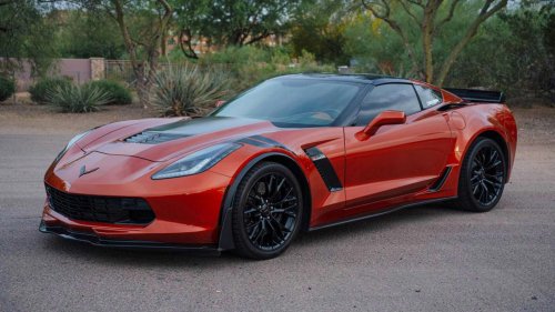 This Daytona sunrise orange Z06 might be one of the sexiest C7 Corvettes