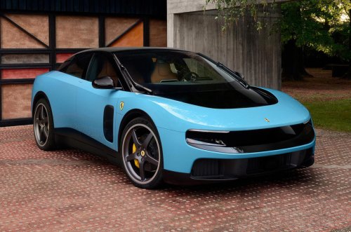 Ferrari eléctrico finalmente se presenta con un diseño audaz y 1036 CV