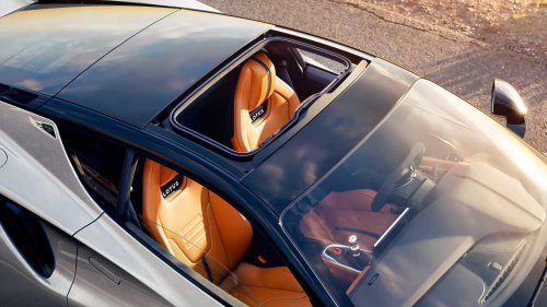 Lotus, Lotus is capitalizing on the Cayman's death with an even hotter Emira