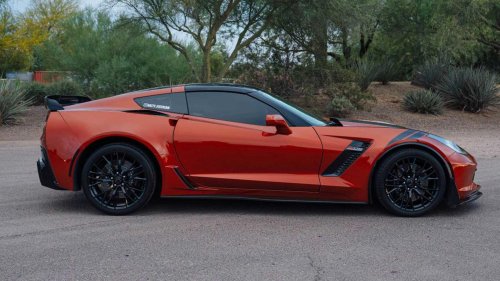 This Daytona sunrise orange Z06 might be one of the sexiest C7 Corvettes