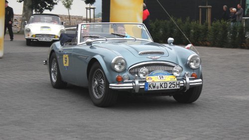 8 classic British roadsters that still define open-top driving