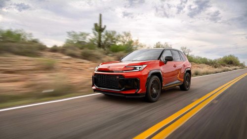Toyota, 8 features of the Toyota RAV4 hybrid you'll value the most