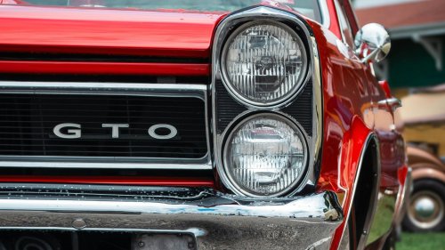 20 classic muscle cars still worth restoring