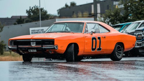 20 classic muscle cars still worth restoring