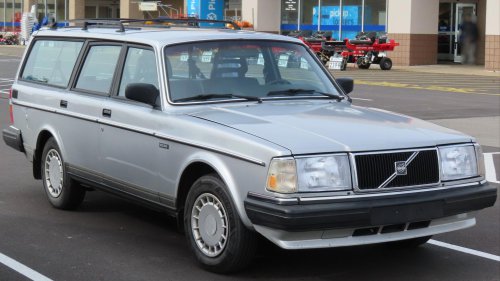 20 cars that will take you far in a post-apocalypse wasteland