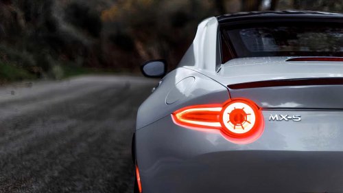 2026 Mazda MX-5 Miata RF: Affordable convertible sports car
