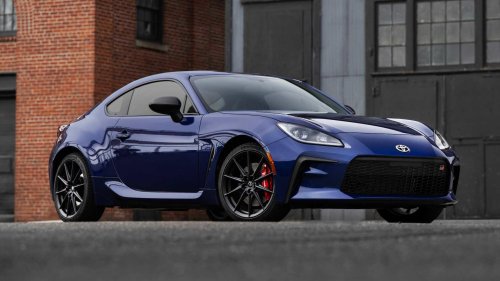 2027 Toyota GR86 revealed: Motorsports-tuned updates