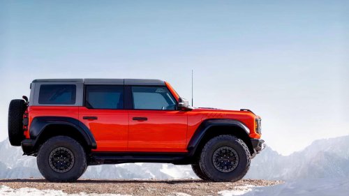The ideal drop-top SUV you can buy in 2026