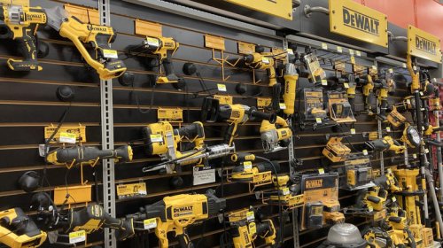 These non-car companies should design an EV