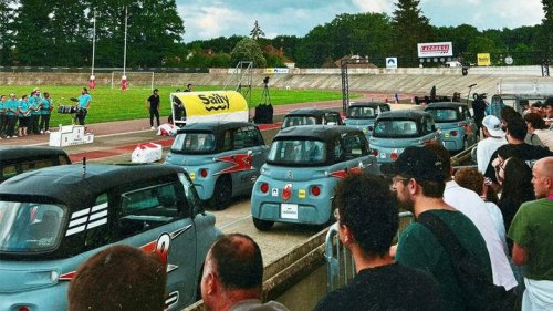 Citroën, Este reto con el humilde Citroën AMI no tiene ningún sentido: lo vieron en directo 1 millón de personas