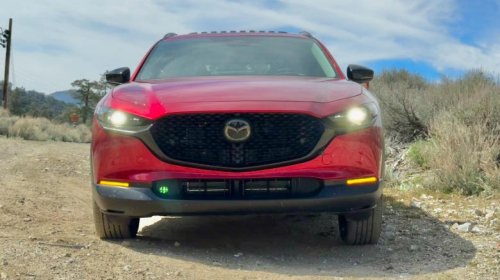 Six years later, the 2026 Mazda CX-30 Turbo Premium Plus still feels like a budget Porsche Macan