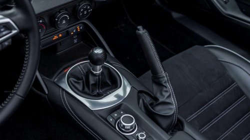 2026 Mazda MX-5 Miata RF: Affordable convertible sports car