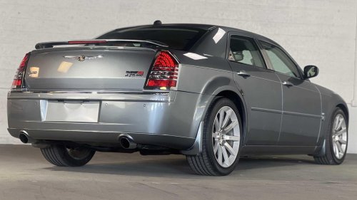 8 V8 sedans enthusiasts are hoarding for their engines