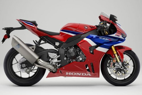 現役“SC77エンジン”が並び立った! どっこい生きてる「最終センダボ（CBR1000RR）」と最新「CB1000F」が米ホンダの最新ラインナップに【海外】