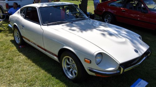 10 classic performance cars that proved lightweight and loud still worked