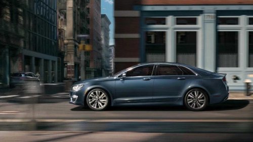 The forgotten Lincoln MKZ luxury sedan that became a bargain