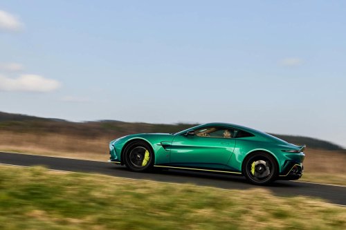 Aston Martin, Aston Martin Vantage S: refuerza su posición entre los deportivos de motor delantero más prestacionales y ya lo hemos podido probar