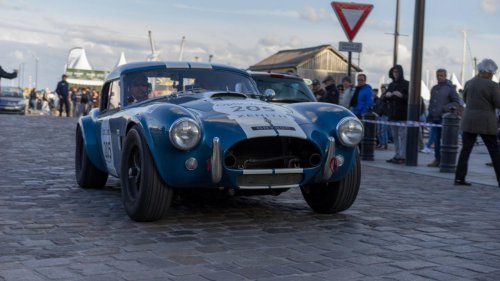 10 classic performance cars that proved lightweight and loud still worked