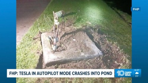Tesla, Driver killed when Tesla using 'autopilot' crashes into pond