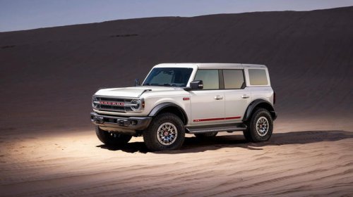 New vehicles that still come with V6 engines in 2026
