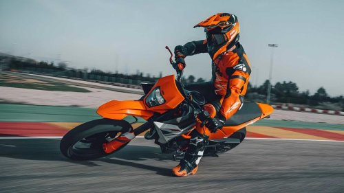 A street bike that feels playful, predictable, and practical