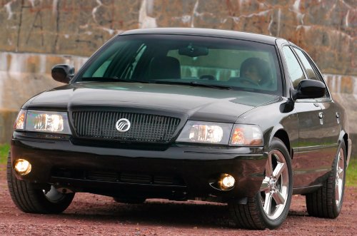Triunfos y desastres de la resurrección de coches del pasado