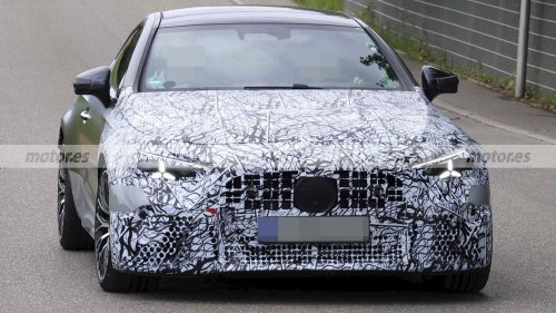 Los nuevos Mercedes-AMG CLE 53 y 63 ya ruedan con cambios importantes en su imagen y nuevos motores