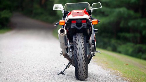 Honda’s forgotten V4 superbike was pure mechanical theater