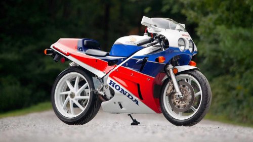 Honda’s forgotten V4 superbike was pure mechanical theater