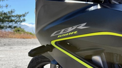 The 2026 Honda CBR650R's e-clutch is better than a quickshifter (and not just for newbies)