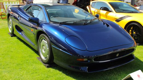 10 overhyped cars that disappointed everyone & 10 that lived up to it