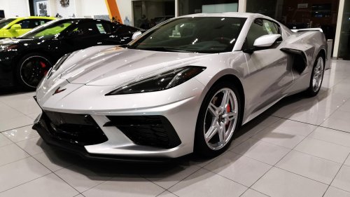 10 overhyped cars that disappointed everyone &amp; 10 that lived up to it