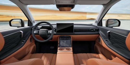 GAC, GAC llega a España con dos coches eléctricos de hasta 708 km de autonomía: estos son sus precios y acabados