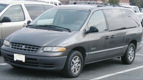 20 cars that defined suburbia in the 1990s