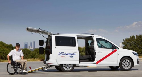 Ford, Ford añade a su oferta de vehículos adaptados dos nuevos modelos electrificados