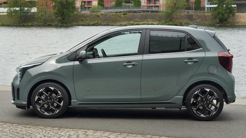 Su motor es duro como una roca, no tendrás problemas para aparcarlo y cuesta como un Dacia, este coche es perfecto para ciudad