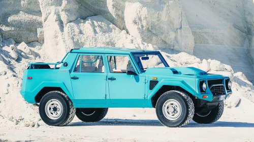 This luxurious 1990s Jeep was secretly the fastest off-roader on Earth
