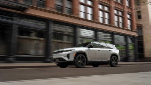 Leasing vs buying a car: Real-life pros and cons