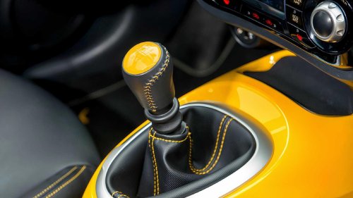 Why Honda Civic Type R and Si fans are rushing to buy manual cars